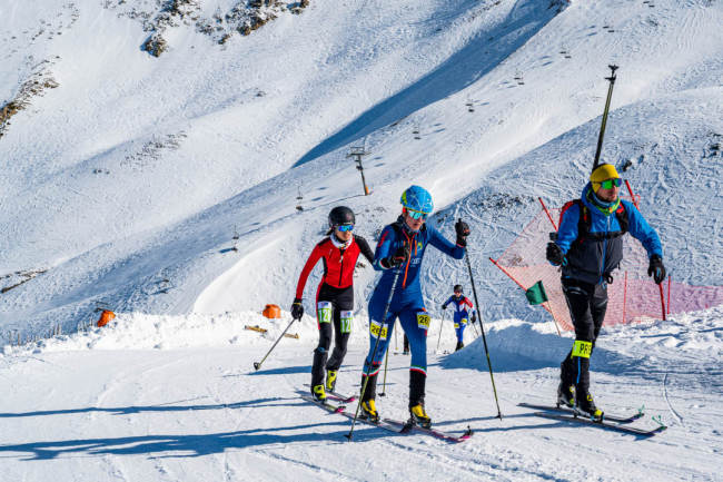 中国队获滑雪登山世锦赛垂直竞速冠军！（2023中国滑雪垂直竞速冠军）